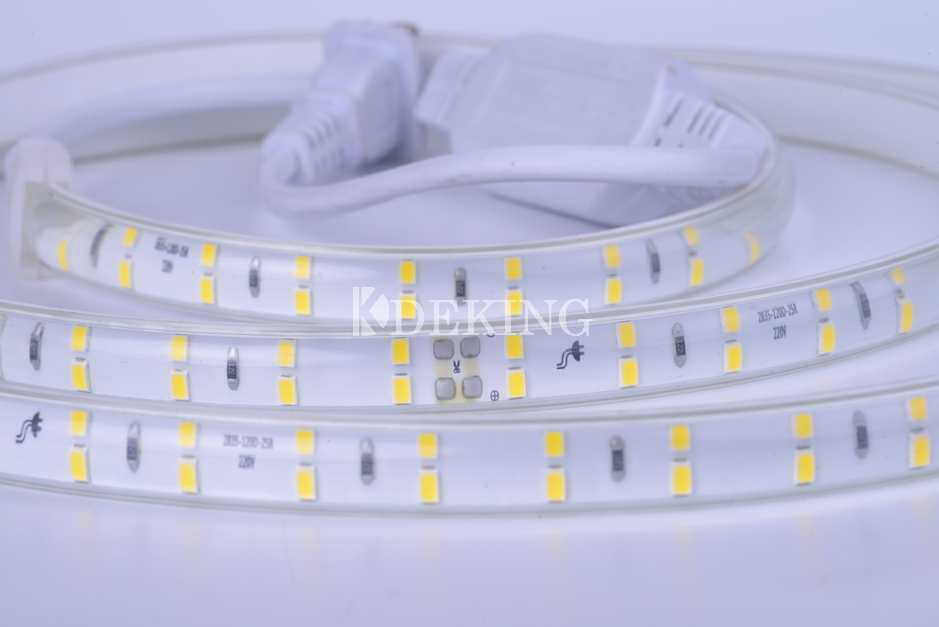 شريط LED 220 فولت 240D